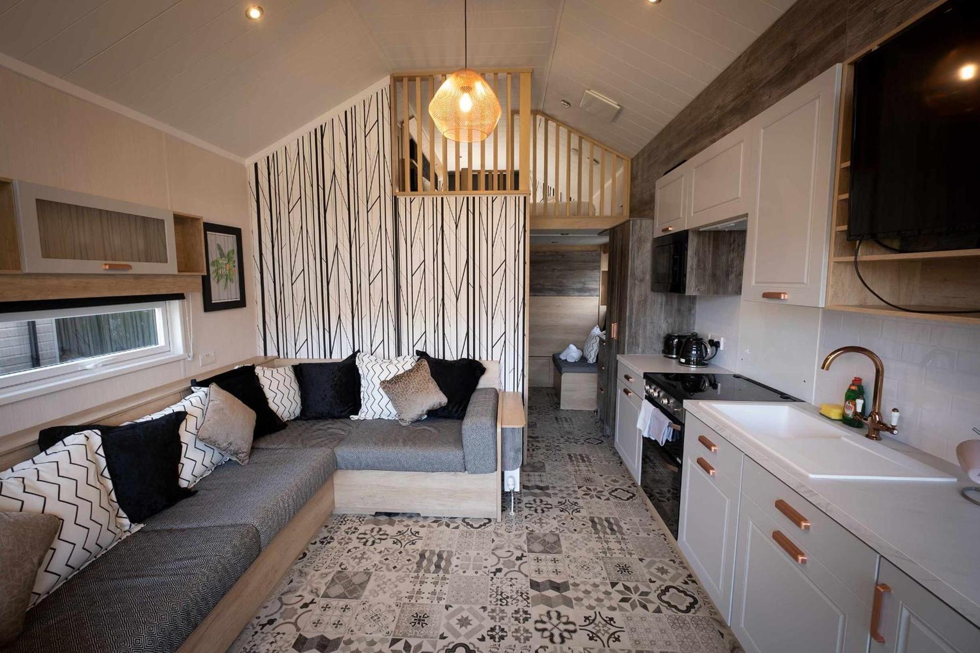 Caledonian Lodges 2 Inverness Bagian luar foto